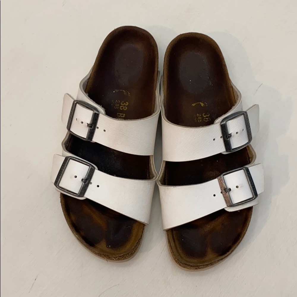 White Birkenstock’s with White Bottoms